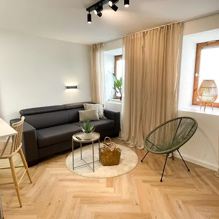 Ava No2- 1-2 Personen *